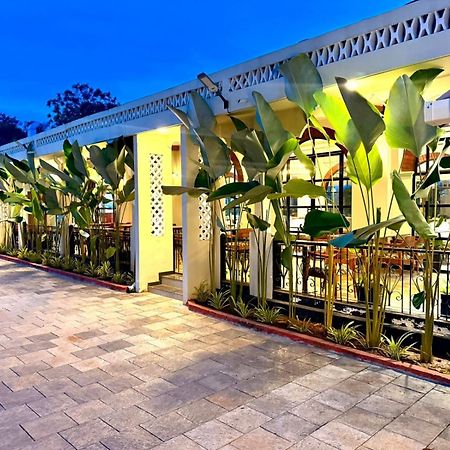 Jaladarshini Lakeside Gardens Bed & Breakfast Kollam Dış mekan fotoğraf